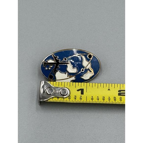 Vintage France Air Force Escadron de Transport 3/60 Estérel Lapel Pin - Picture 2 of 6